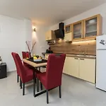 Mirakul Apartamento